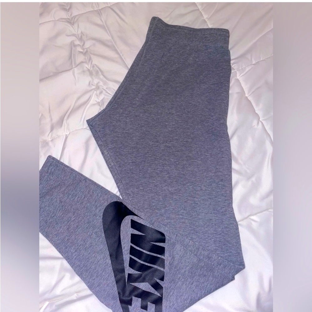 Nike leggings
